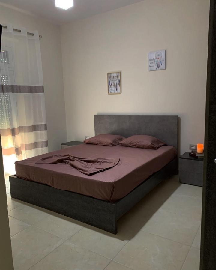 Jessica'S Apartment Tirana Exterior photo